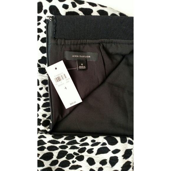 Ann Taylor Dalmatian Pencil Skirt - Size 4 - NWT - Picture 4 of 4